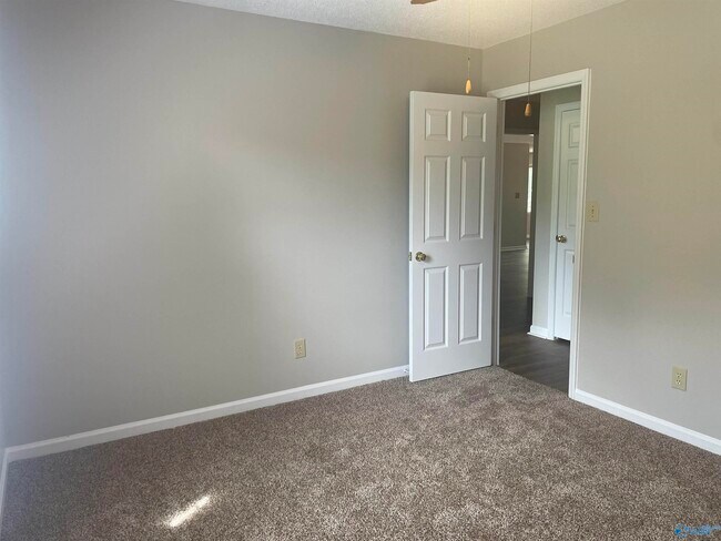 Building Photo - 208 Merganser Blvd