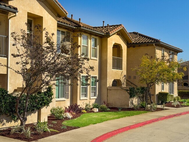 Building Photo - Seabreeze Apartment Homes - www.seabreezeapartmentslompoc.com