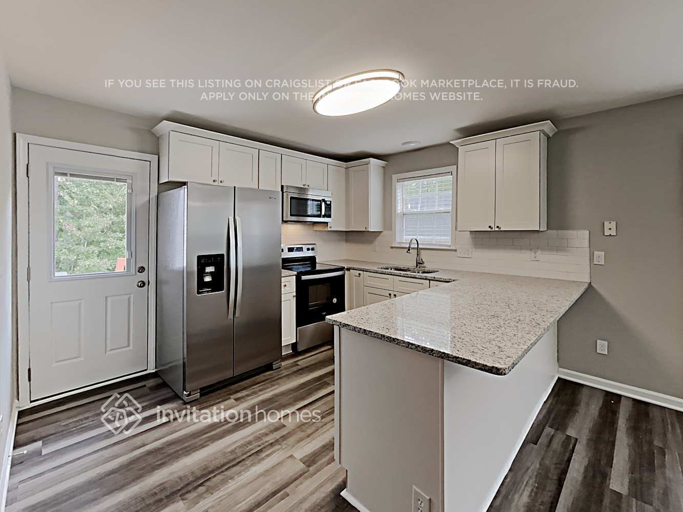 Building Photo - 204 Zircon Ln