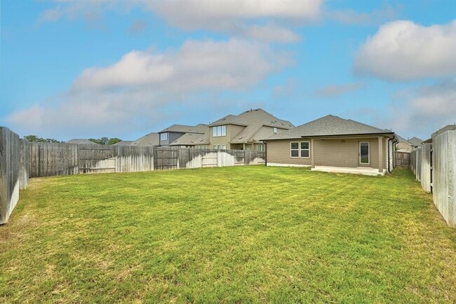 Building Photo - 149 Hackberry Ln