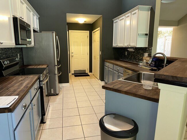 Building Photo - 171 Stoney Crossing