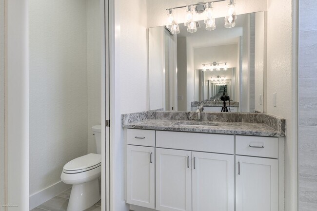 Building Photo - PET FRIENDLY BRAND-NEW LUXURY EXECUTIVE HOME