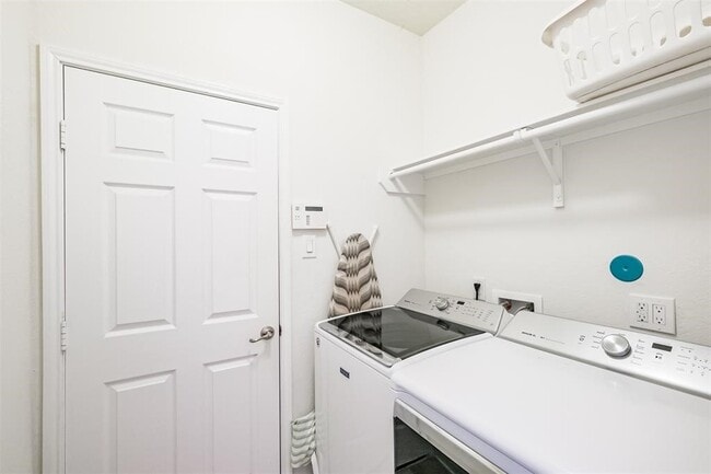 Building Photo - 1419 Wheatley Hill Ln