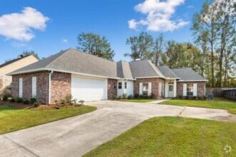 Building Photo - 10753 Fernbrook Ave
