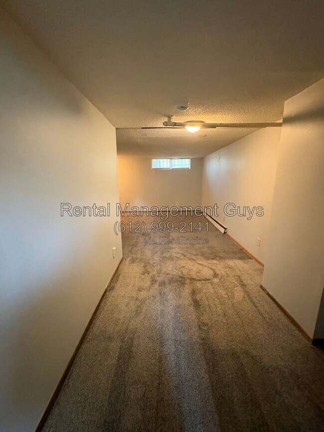 Building Photo - 501 N Morgan Ave
