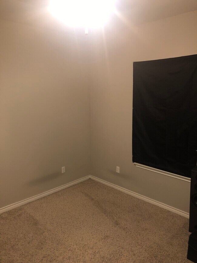 Building Photo - 7901 Williams Dr