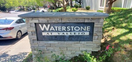 Building Photo - Great 1br 1ba in Vallejo with Patio Commun...
