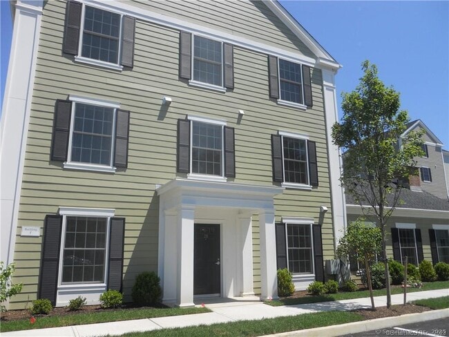 Building Photo - 31 Westwood Dr