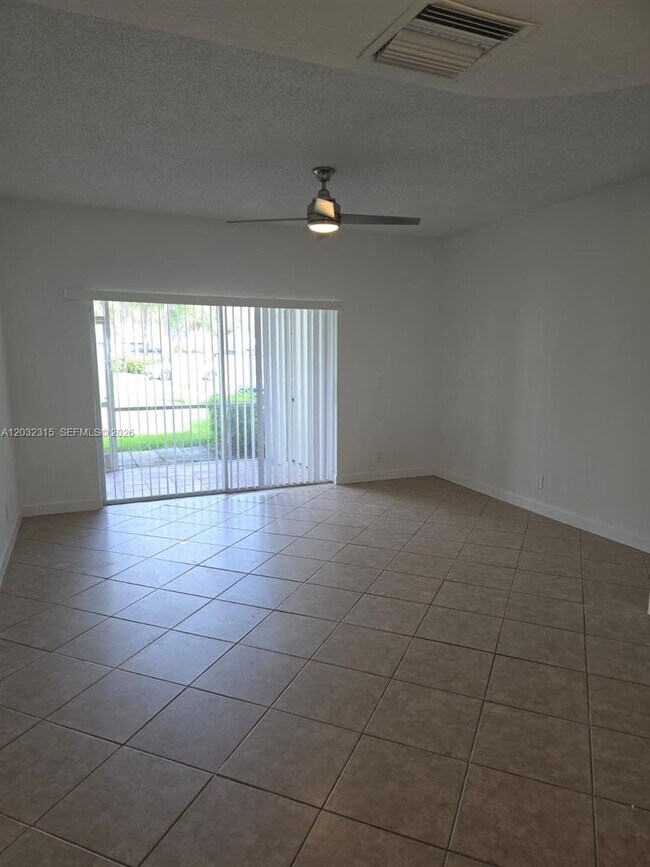 Building Photo - 1 Simonton Cir