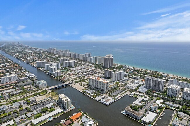 Building Photo - 2841 N Ocean Blvd