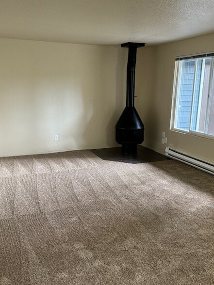 Building Photo - Woodview Apartments