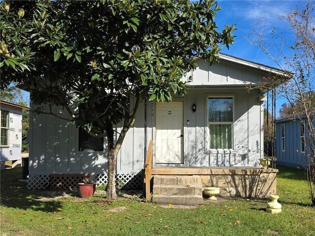 Primary Photo - 404 Havens St