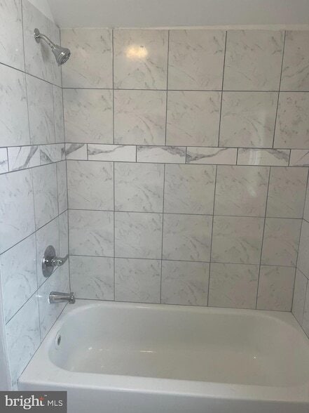 Building Photo - 106 W Camden Ave