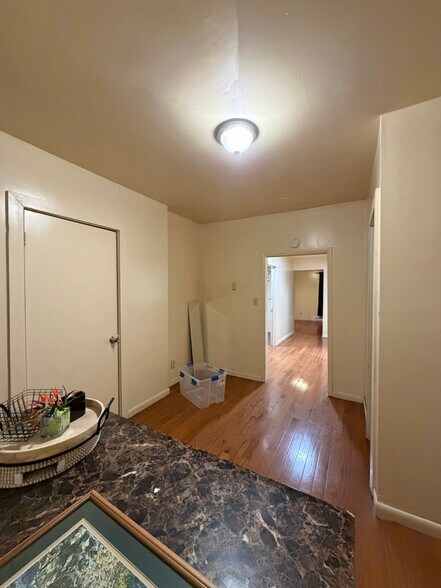 Building Photo - 173 Madison Ave