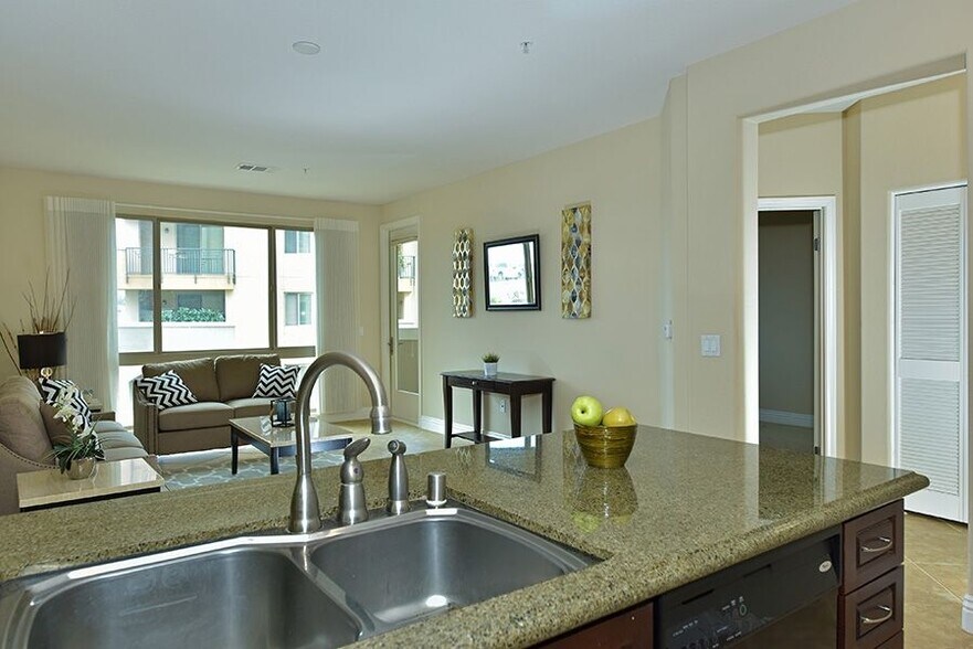 Building Photo - 3877 Pell Pl