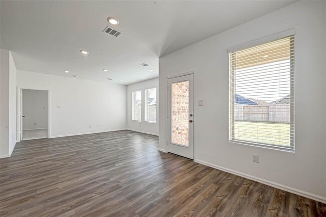 Building Photo - 31431 Beacon Cove Trl