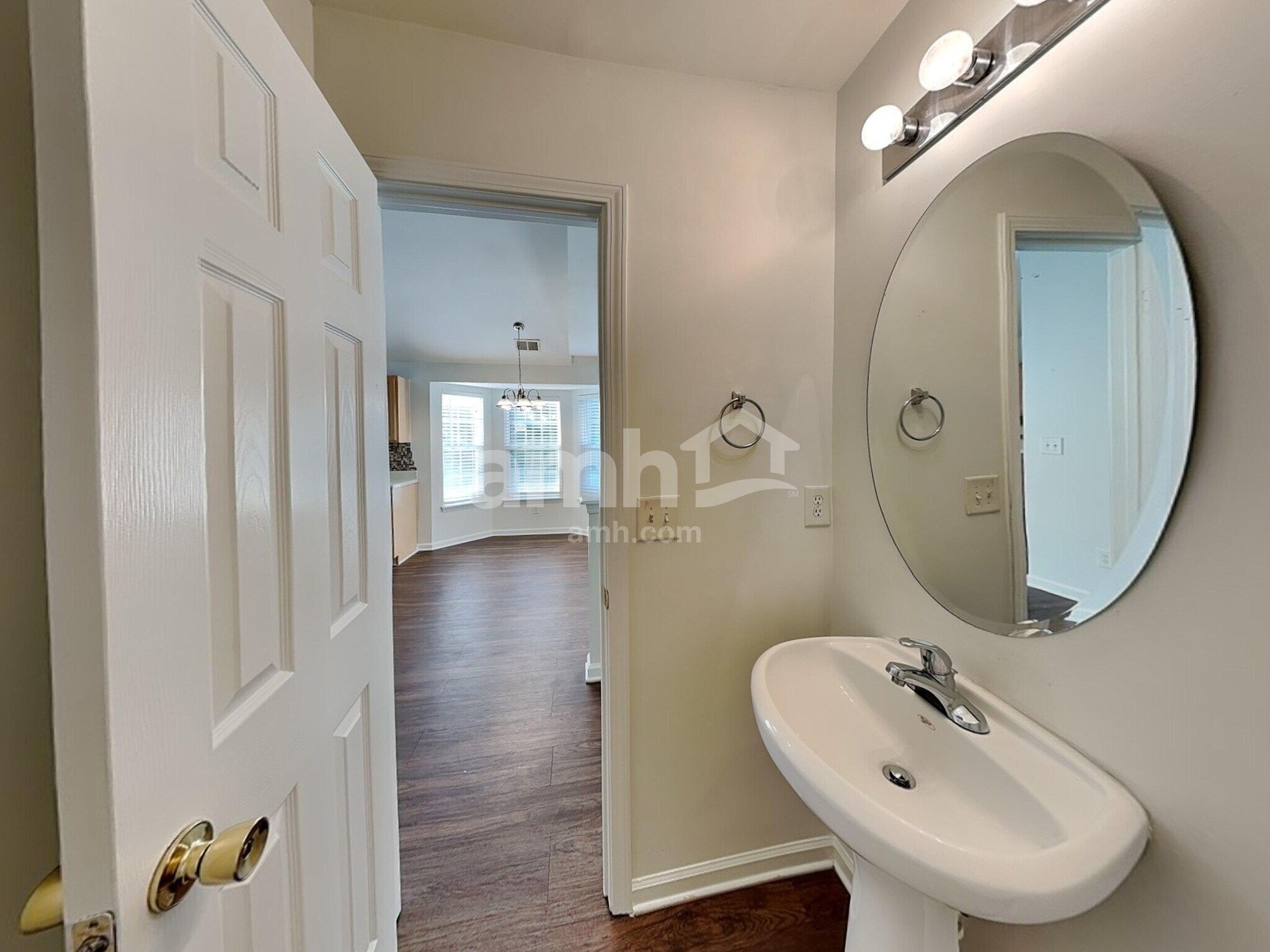Building Photo - 7225 Hidden Creek Dr