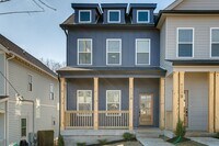 Building Photo - 4 Bedroom Rental in The Nations!