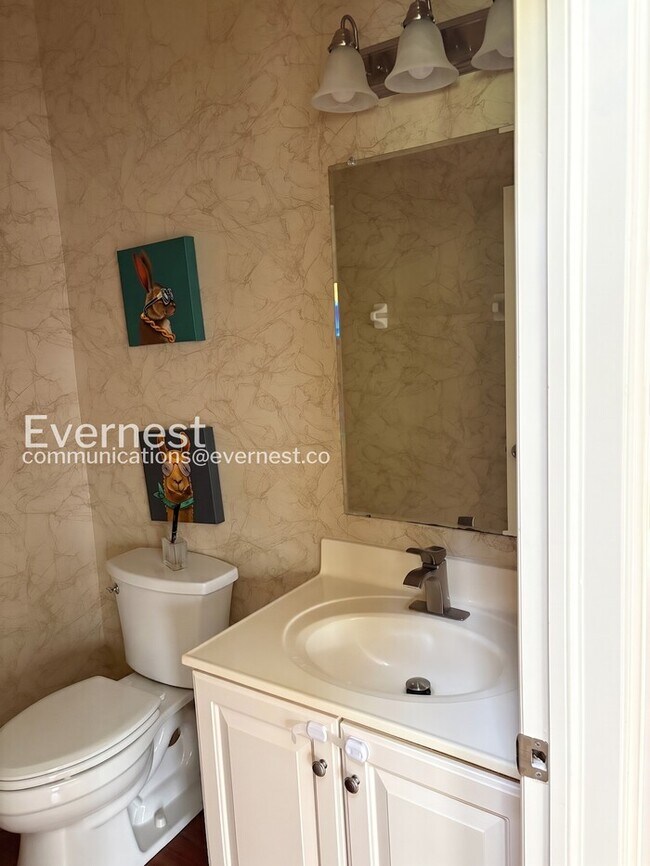 Building Photo - 7549 Ashley Meadow Dr
