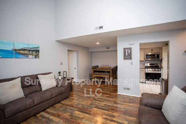 Building Photo - 4208 Aberdeen Ln