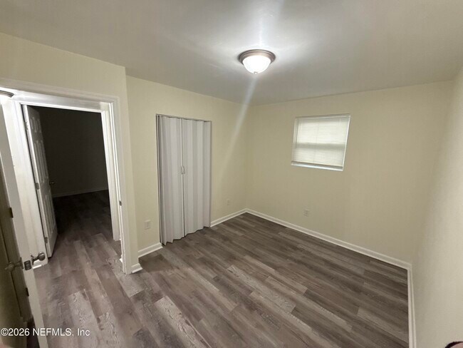 Building Photo - 4692 Portsmouth Ave