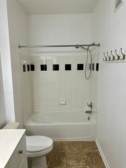 Building Photo - 11305 Aristotle Dr