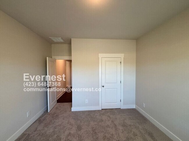 Building Photo - 1779 Firelight Wy