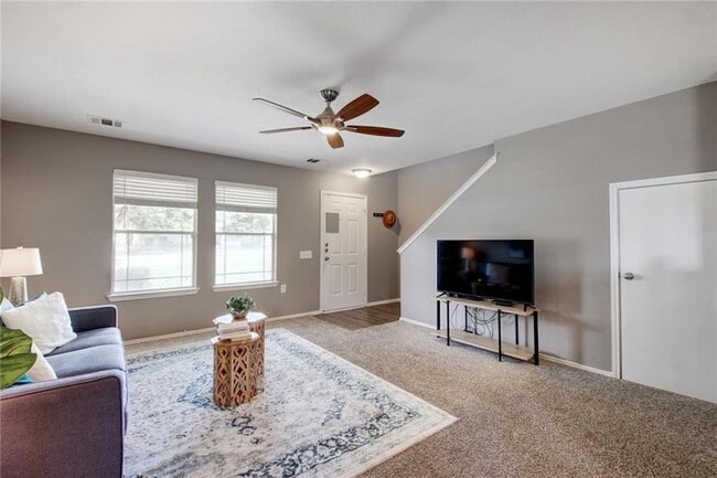 Building Photo - 13905 Briarcreek Loop