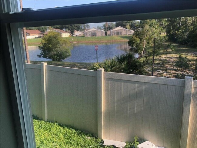 Building Photo - 17469 Back Bay Ct