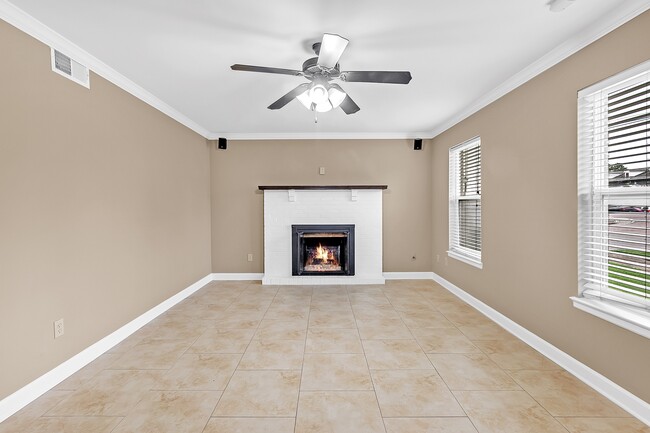 Building Photo - 7523 Bavarian Dr