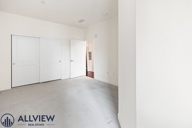 Building Photo - 1508 Nolita