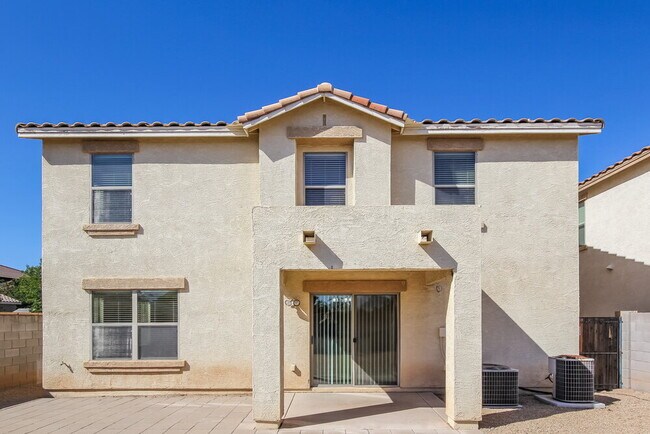 Building Photo - 1360 E Clifton Ave