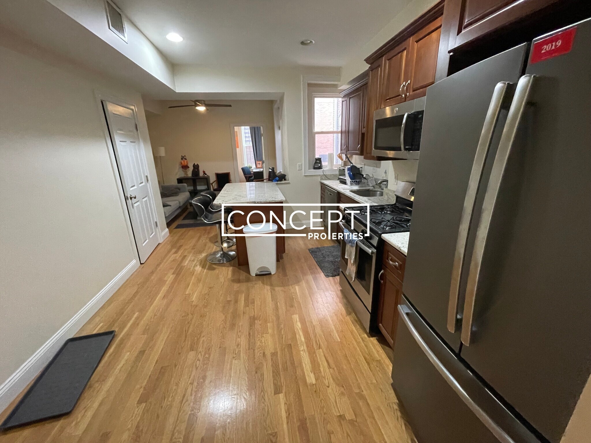 Building Photo - 1029 Tremont St