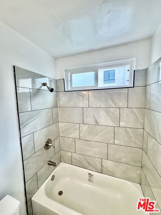 Building Photo - 7524 Sepulveda Blvd