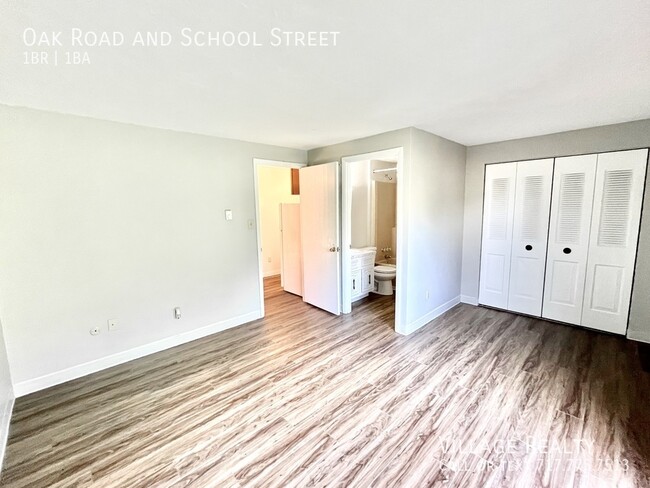 Building Photo - FEW STEPS, newly-remodeled! No one above o...