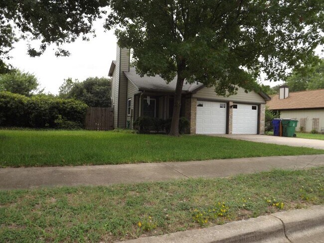 Building Photo - 804 Sunny Ln