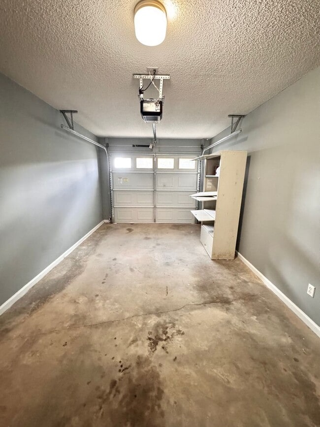 Building Photo - Available Now -110 Commons Drive