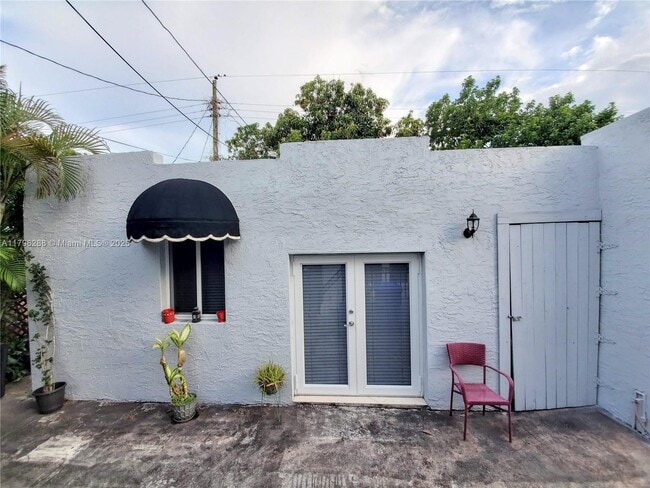 Primary Photo - 5620 SW 5th Terrace