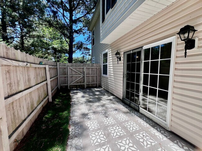 Building Photo - Beautifully Remodeled Corner Condo with Dual Primary Suites in The Villas at Bellamy