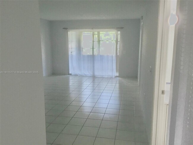 Building Photo - 12755 SW 16th Ct