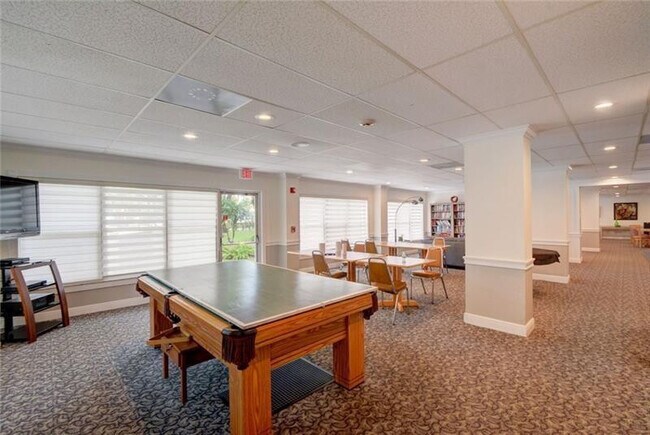 Building Photo - 10777 W Sample Rd