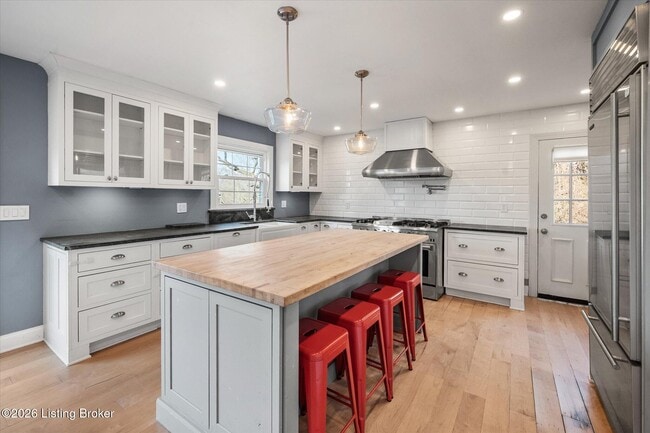 Building Photo - 7008 Foxcroft Pl