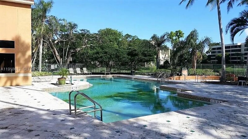 Building Photo - 1760 Palm Cove Blvd