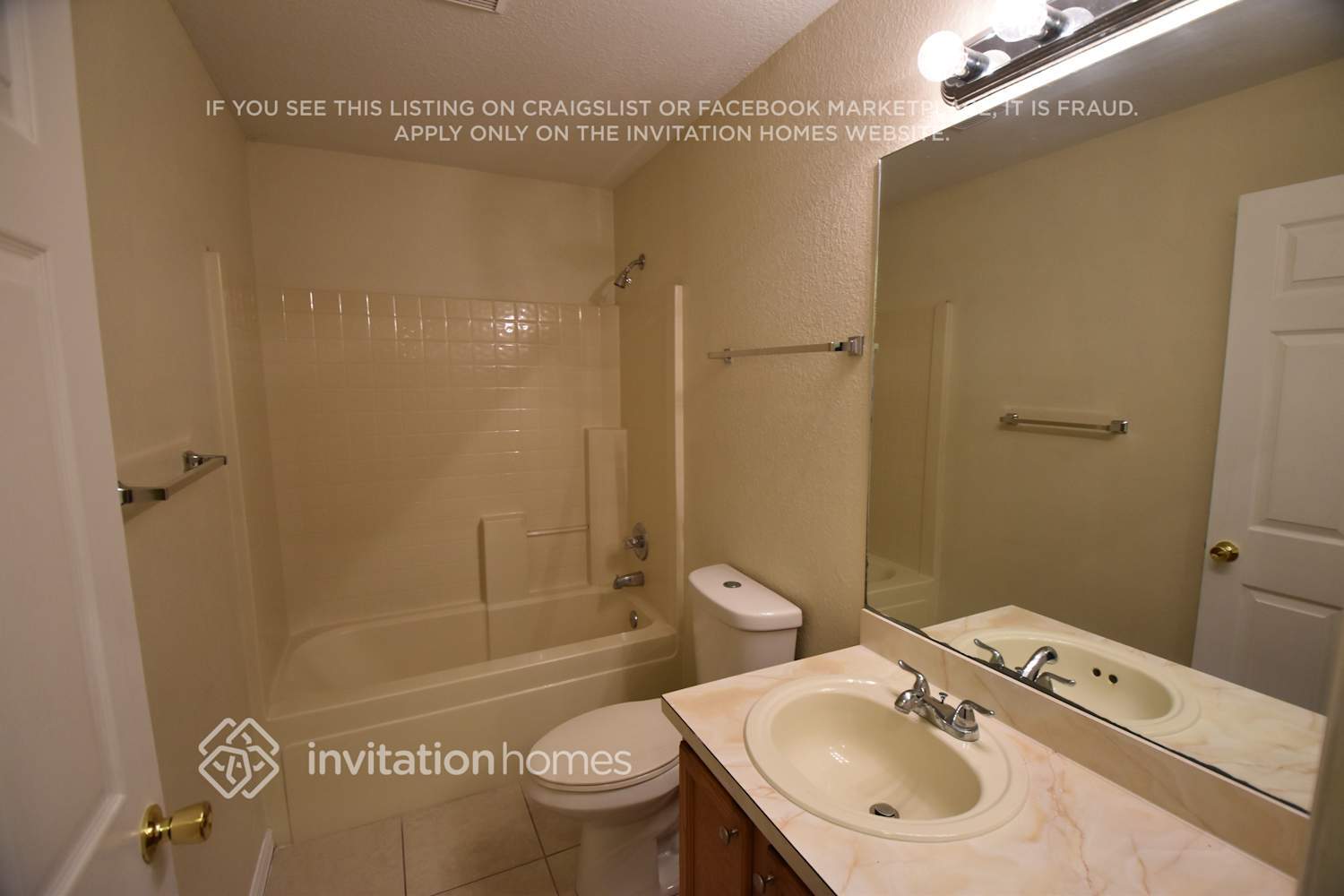 Building Photo - 1014 Heron Ct