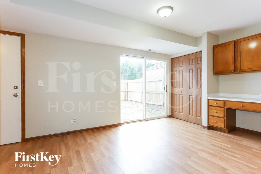 Building Photo - 1662 Park Vista Ln