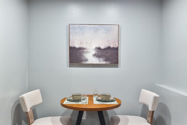 Building Photo - 3018 N Clybourn Ave