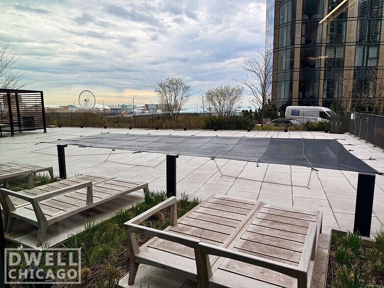 Building Photo - 460 E Waterside Dr