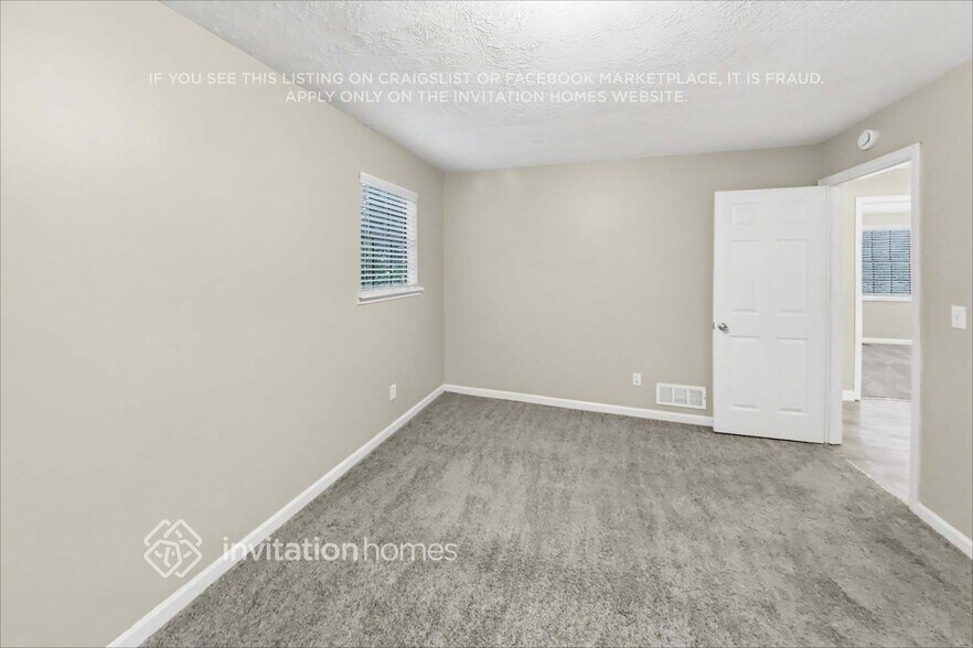 Building Photo - 216 S Sequoya Dr