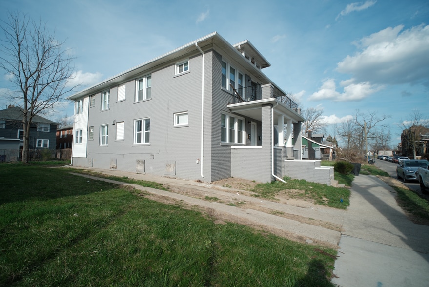 Building Photo - 476 W Savannah St