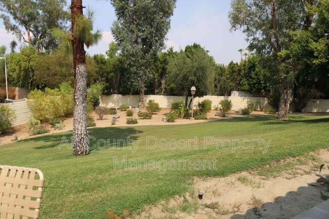 Building Photo - 45346 Driftwood Dr